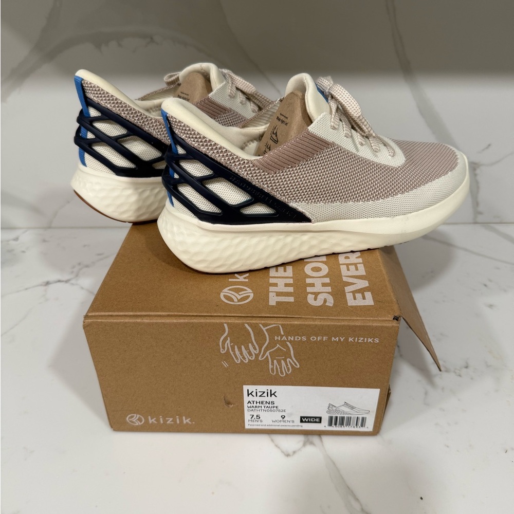 Kizik Athens Sneakers in Warm Taupe